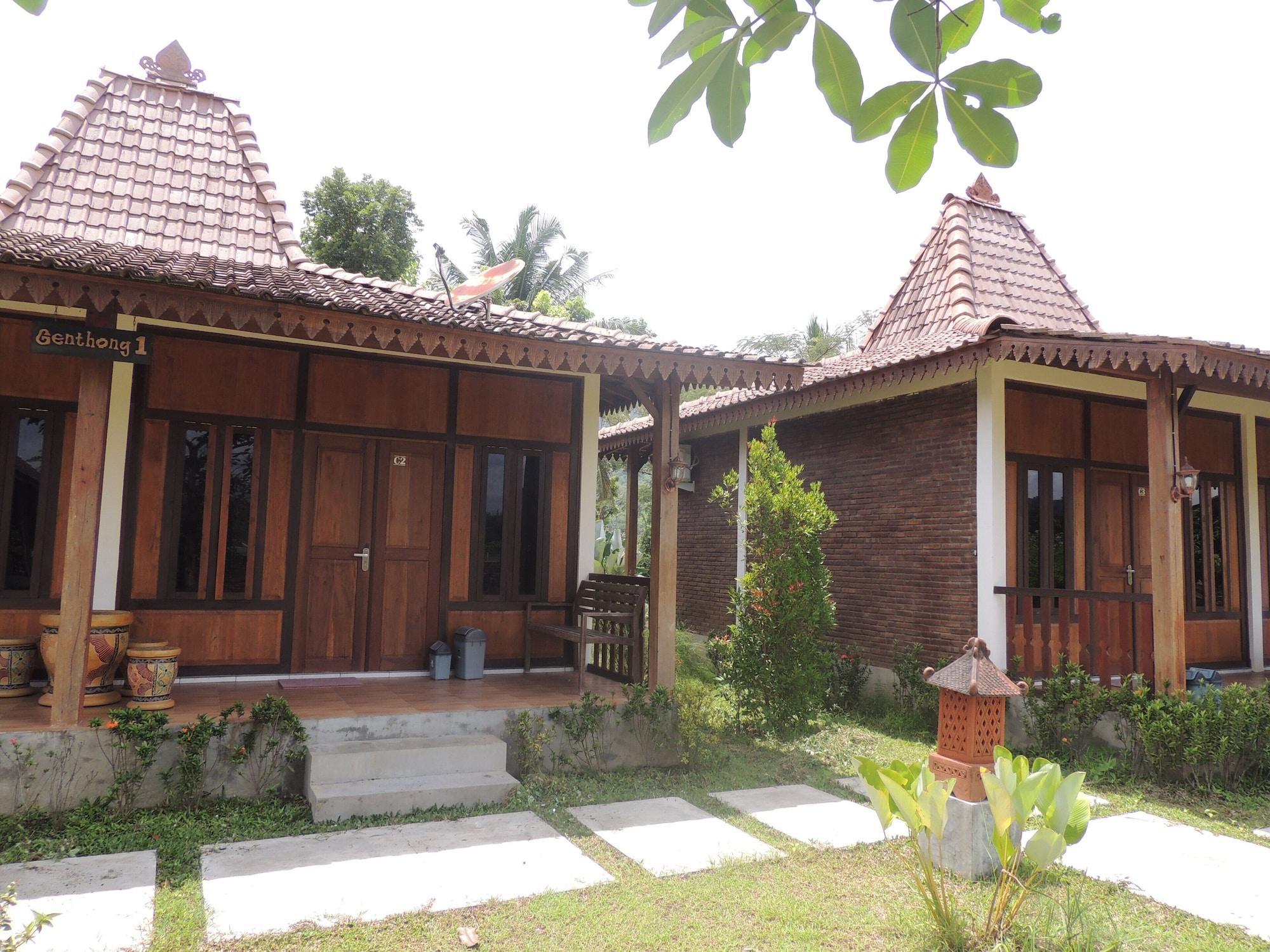 Balkondes Karanganyar Pottery Academy Hotel มาเกอลัง ภายนอก รูปภาพ