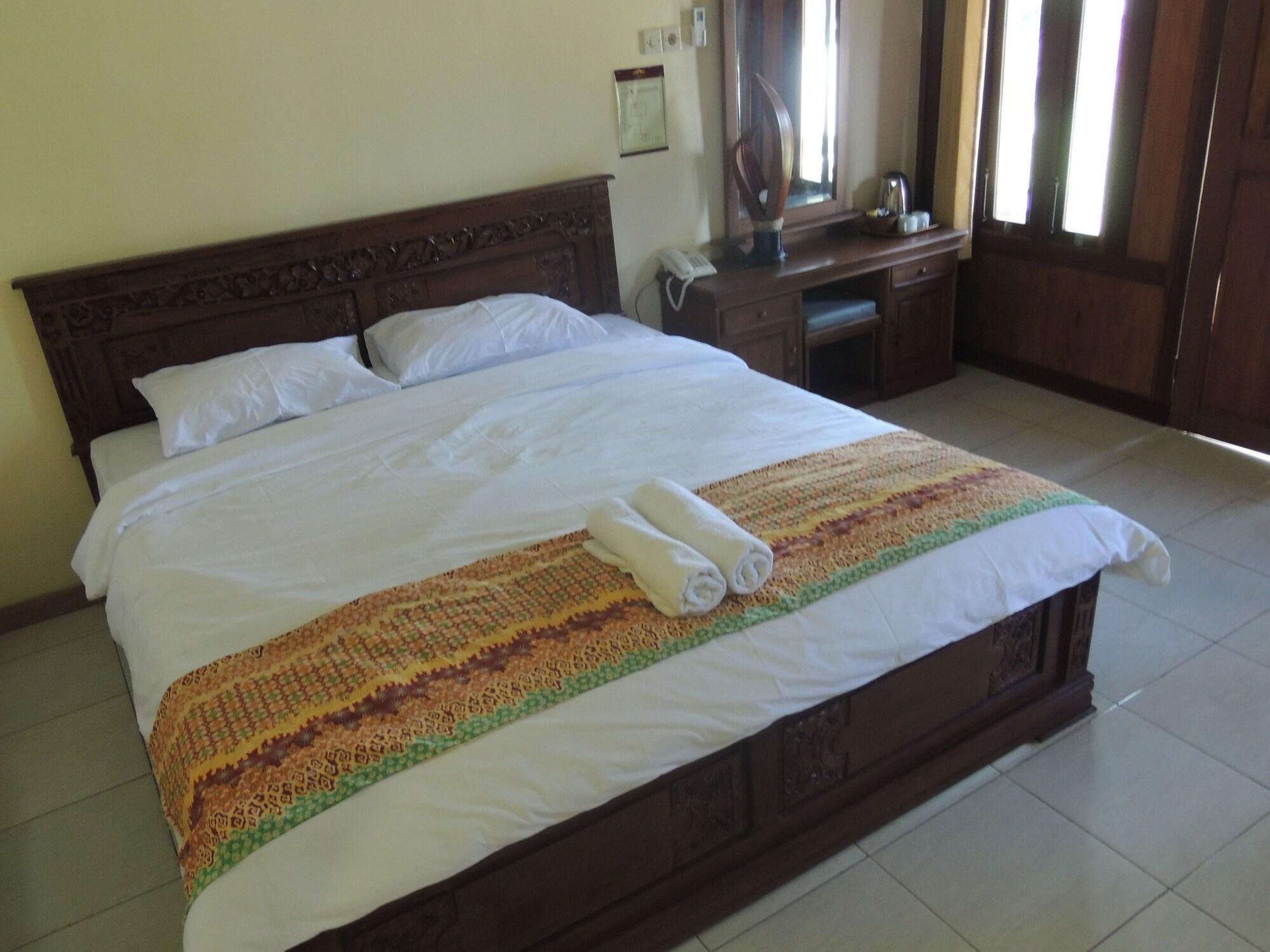 Balkondes Karanganyar Pottery Academy Hotel มาเกอลัง ภายนอก รูปภาพ