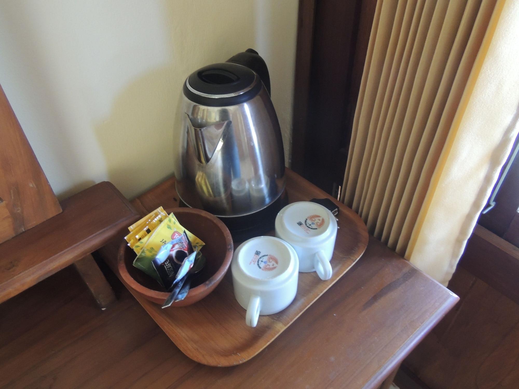 Balkondes Karanganyar Pottery Academy Hotel มาเกอลัง ภายนอก รูปภาพ